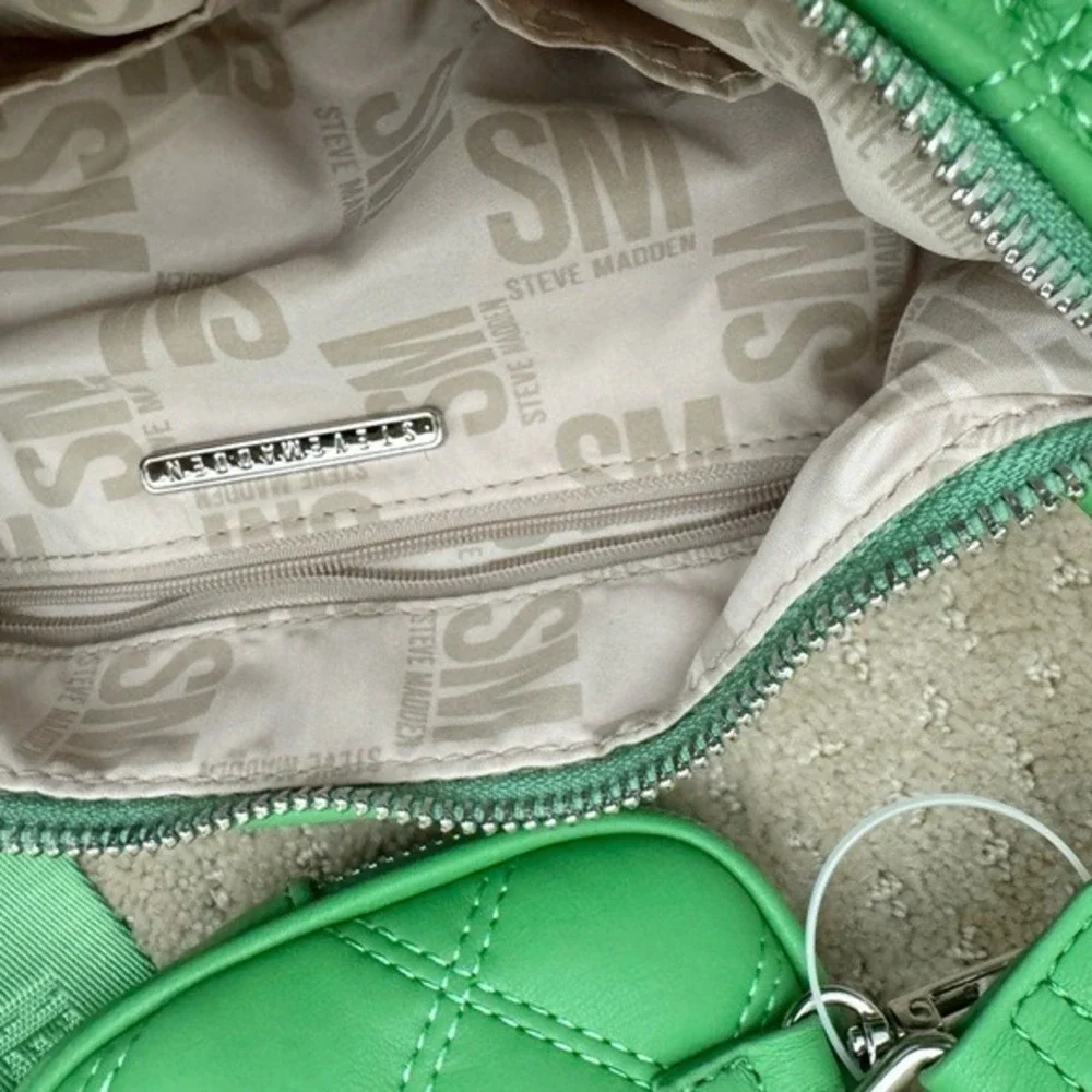 Steve Madden BDORES Quilted Crossbody Sling Bag Green Flare with Coin Purse NEW